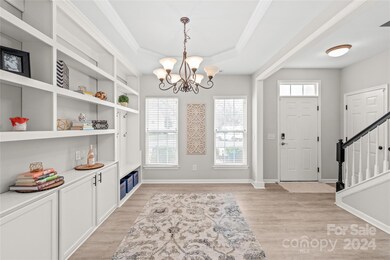 317 Berg Cir, Fort Mill, SC 29715 - photo 4