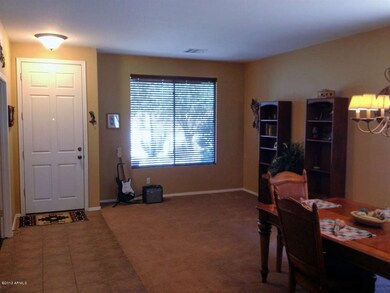 ENTRY/LIVING ROOM