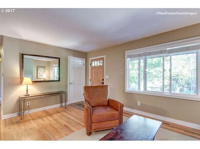1024 Gans St, Lake Oswego, OR 97034 - photo 2