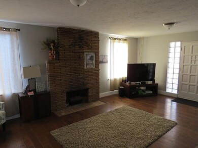 (2) Living Room 1
