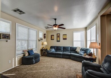 family room 2