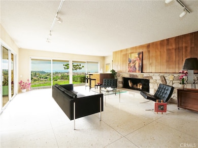 45 Crest Rd W, Rolling Hills, CA 90274 - photo 2