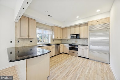 4 Fairhaven Ct, Cherry Hill, NJ 08003 - photo 2