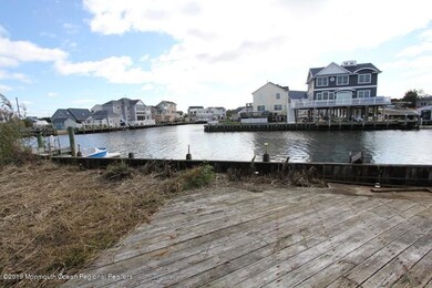 351-600179 Lagoon (6)