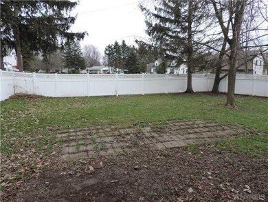Yard/Garden. The back yard.