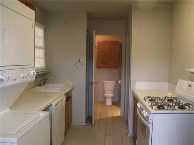 410 Dickson St unit A, Bentonville, AR 72712 - photo 6