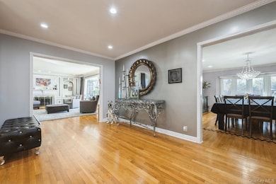 123 Barrett Rd, Lawrence, NY 11559 - photo 3