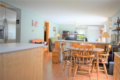 Kitchen offers brand new SS...