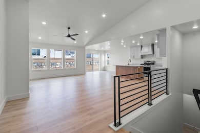 839 E 180 N unit 30, Tremonton, UT 84337 - photo 6