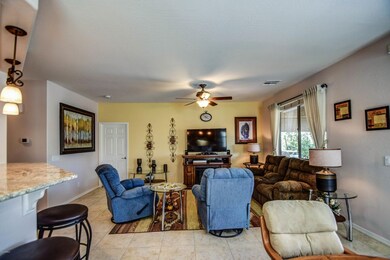 family room 2