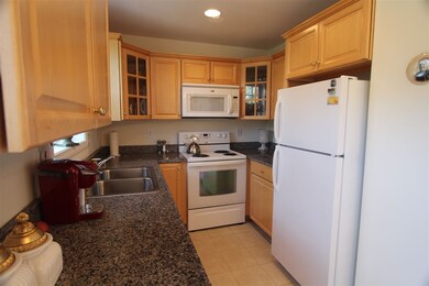 747 #5 Mammoth, Manchester, NH 03104 - photo 2