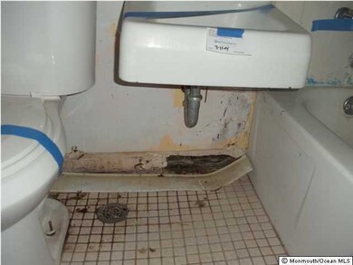 49 Shoreland Terrace unit 2, North Middletown, NJ 07748 - photo 5