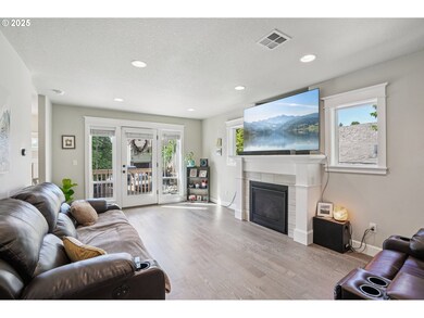 8773 N Swenson St, Portland, OR 97203 - photo 5