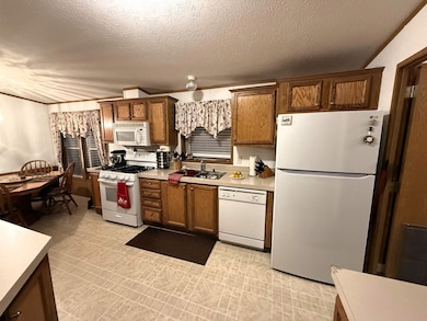 2073 Sunset Ln, Belvidere, IL 61008 - photo 6