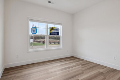 5102 Grist Ln, Morristown, TN 37813 - photo 3