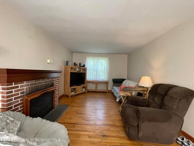 628 N Main St, Moscow, PA 18444 - photo 5