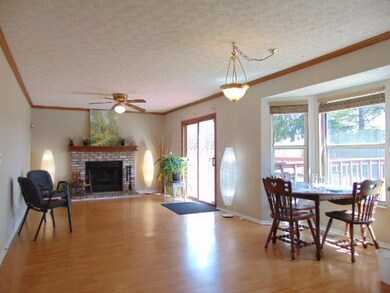 5168 - Eating area to Family Room