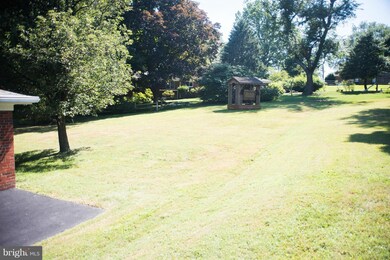 13206 Bregman Rd, Silver Spring, MD 20904 - photo 5