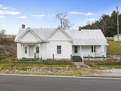 3517 Daniels Run Rd NE, Pilot, VA 24138 - photo 3