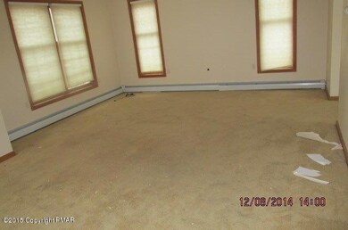 341 Escoll Dr, East Stroudsburg, PA 18301 - photo 5