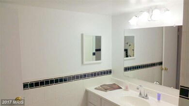 2653 Redcoat Dr, Alexandria, VA 22303 - photo 6