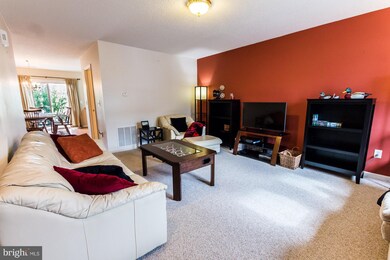 1032 Alexander Hamilton Ln, Harrisonburg, VA 22802 - photo 3