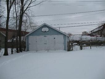 unlisted-address, Waukegan, IL 60085 - photo 2