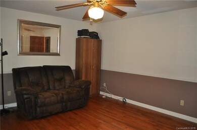 635 Springdale Rd, Statesville, NC 28677 - photo 7