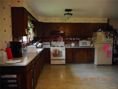 Space for everything and dining area