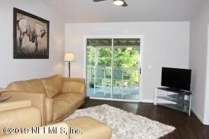 242 Aquarius Cir W, Jacksonville, FL 32216 - photo 3