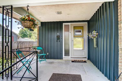 81 S Kellner Rd, Columbus, OH 43209 - photo 2