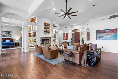 03-Living Room