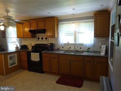 458 Lake Front Dr, Orwigsburg, PA 17961 - photo 7