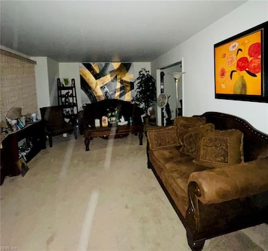 221 Prince George Dr, Hampton, VA 23669 - photo 3