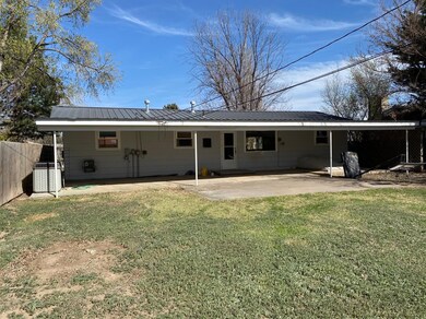 1207 S Jefferson St, Hugoton, KS 67951 - photo 2