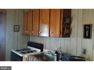 622 E Main St, Norristown, PA 19401 - photo 5