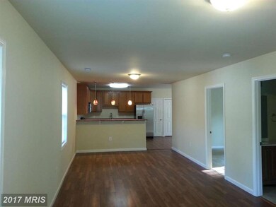 302 Marshall Ave, Gaithersburg, MD 20877 - photo 5