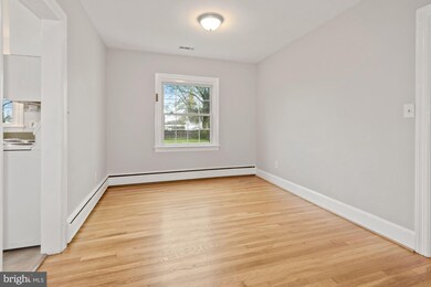 8632 Anderson Ave, Marshall, VA 20115 - photo 7