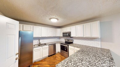 Kitchen - 1109 Franklin Ave
