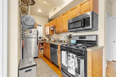 59 Endicott St unit 1, Boston, MA 02113 - photo 4