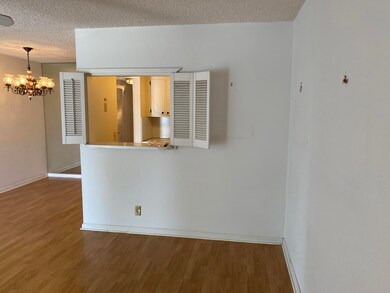 219 Windsor J unit 219, West Palm Beach, FL 33417 - photo 3