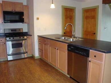 135 Winter Bell Dr, East Dummerston, VT 05346 - photo 5