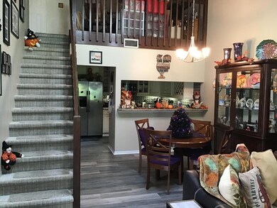 5Dining & Loft