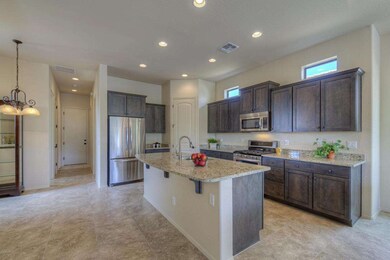 004_Kitchen
