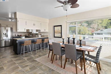 2567 Humboldt Dr, San Leandro, CA 94577 - photo 5