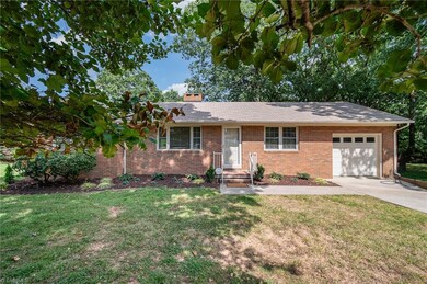 662 Oakgrove Rd, Asheboro, NC 27205 - photo 4