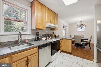 7604 15th Ave, Takoma Park, MD 20912 - photo 3