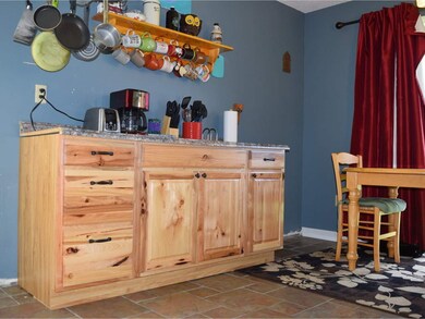 139 N Twin Oaks Terrace, South Burlington, VT 05403 - photo 7