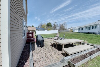 2 Mary Ann Dr, Worcester, MA 01606 - photo 5