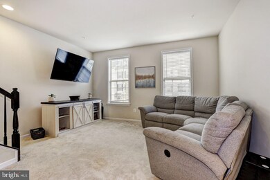 8154 Hollow Ct, Severn, MD 21144 - photo 5